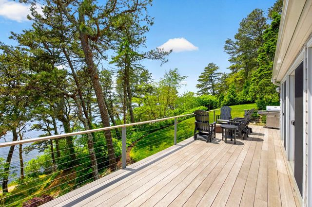 25 High Point Drive, Brewster, MA 02631