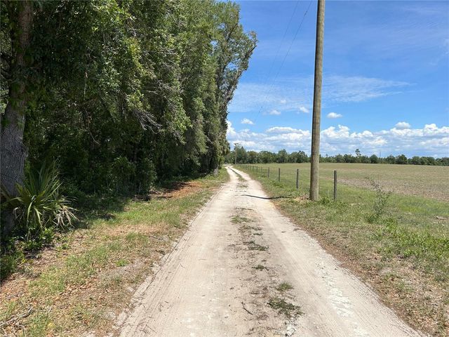 11051 SE 40TH STREET, Morriston, FL 32668