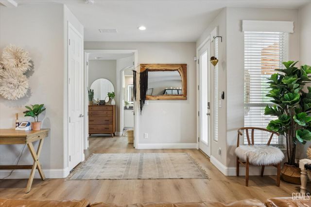 29477 Cassie Court, Keene, CA 93531