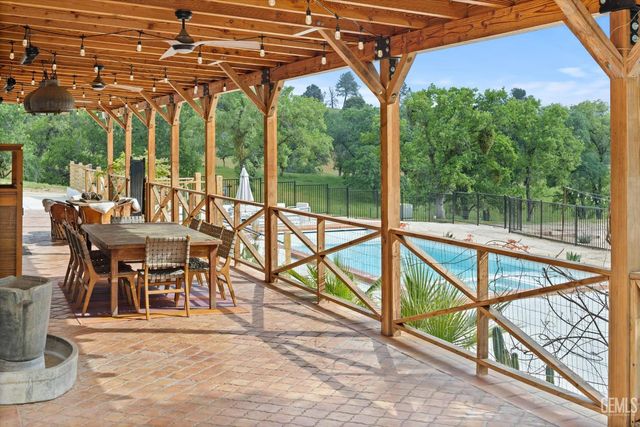 29477 Cassie Court, Keene, CA 93531