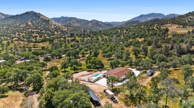 29477 Cassie Court, Keene, CA 93531