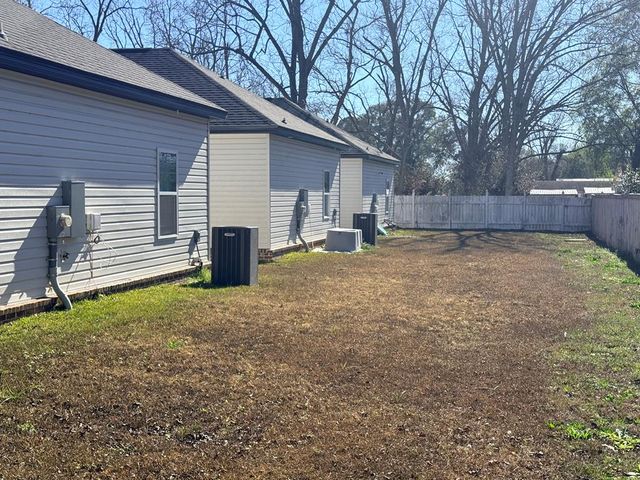 50, 54, 58 6th St, Midland City, AL 36350