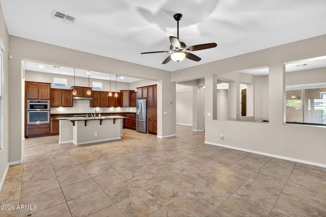 5413 N 194TH Drive, Litchfield Park, AZ 85340