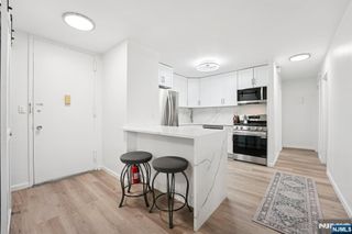 555 North Avenue 22-D, Fort Lee, NJ 07024