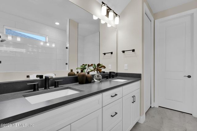 3444 KINDLEWOOD Drive, Middleburg, FL 32068