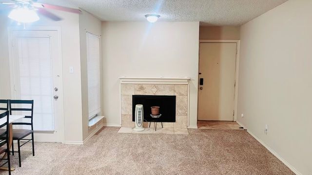 3206 S Fielder Road 201, Arlington, TX 76015