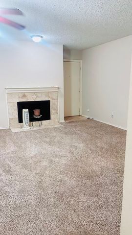 3206 S Fielder Road 201, Arlington, TX 76015