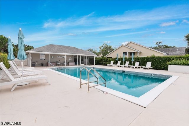 163 Bristol LN B 201, Naples, FL 34112