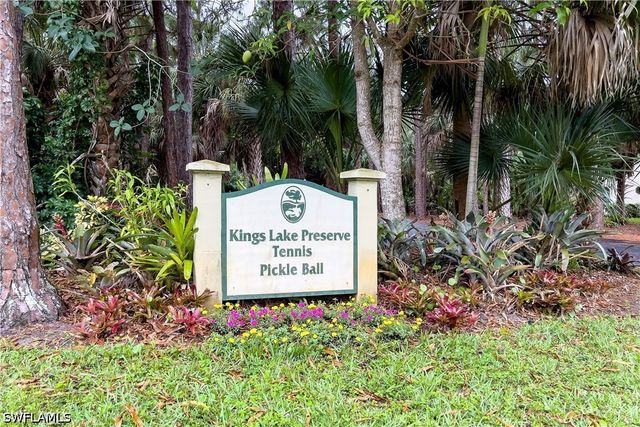 163 Bristol LN B 201, Naples, FL 34112