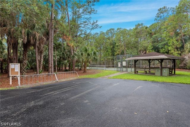 163 Bristol LN B 201, Naples, FL 34112