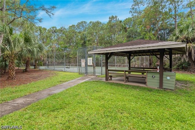 163 Bristol LN B 201, Naples, FL 34112