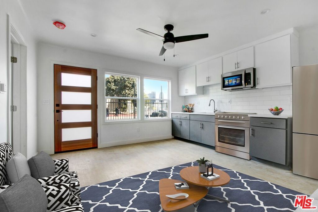 Image 4 of property listing at 161 S Burlington Avenue, Los Angeles, CA 90057