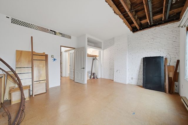 28 Medford St, Chelsea, MA 02150