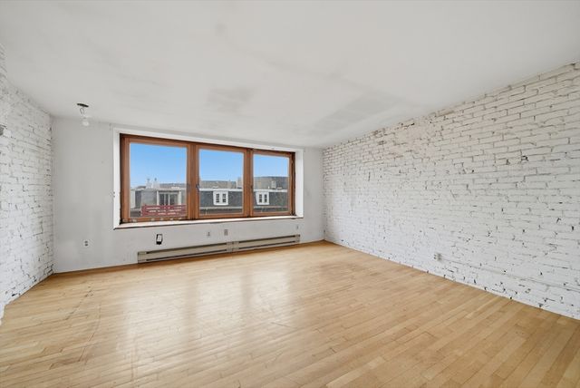 28 Medford St, Chelsea, MA 02150