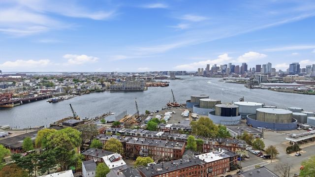 28 Medford St, Chelsea, MA 02150