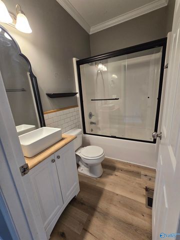 96 Cherokee Road, Scottsboro, AL 35769