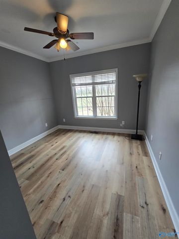 96 Cherokee Road, Scottsboro, AL 35769