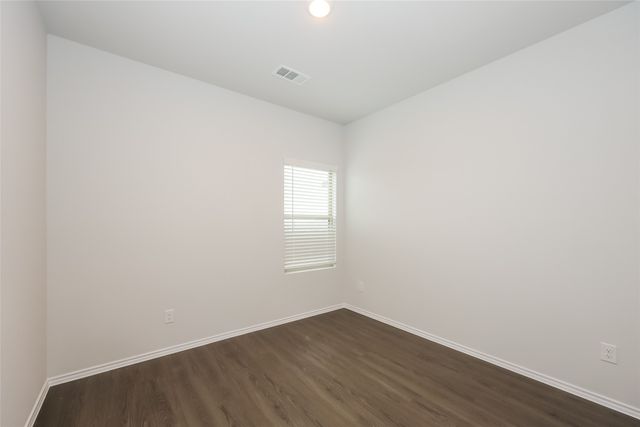 1400 Ester Lane, Ennis, TX 75119
