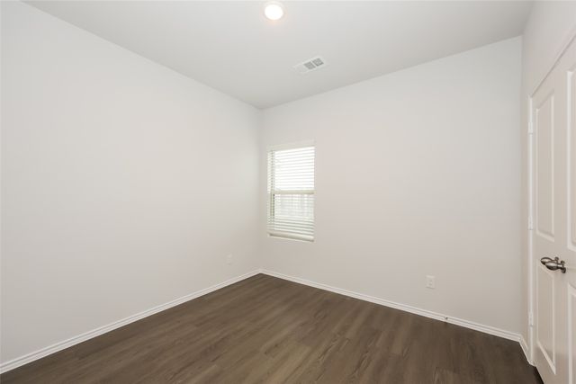 1400 Ester Lane, Ennis, TX 75119