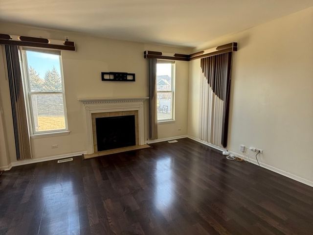 286 Wolverine Drive, Oswego, IL 60543