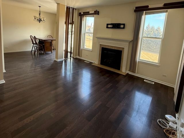 286 Wolverine Drive, Oswego, IL 60543