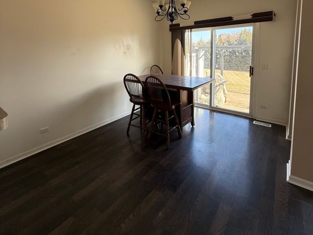 286 Wolverine Drive, Oswego, IL 60543