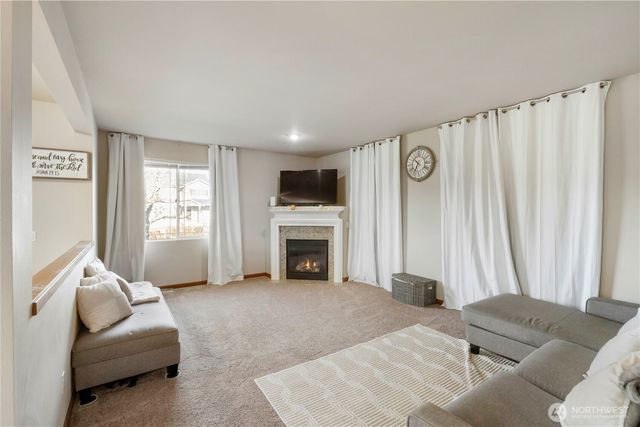 1002 Ross Avenue NW, Orting, WA 98360