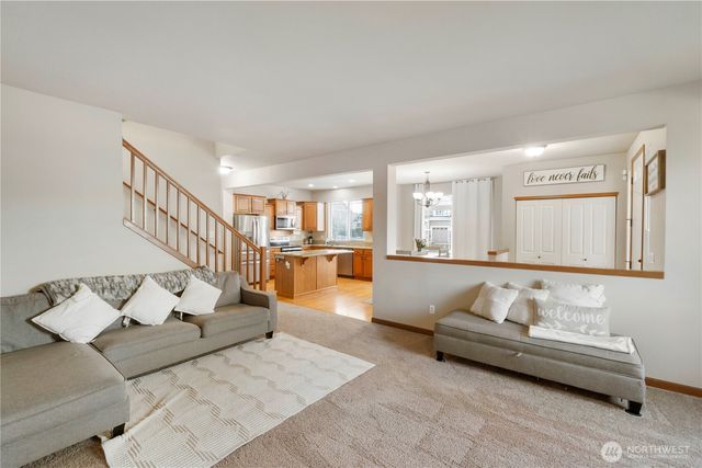 1002 Ross Avenue NW, Orting, WA 98360