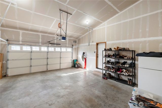 1002 Ross Avenue NW, Orting, WA 98360