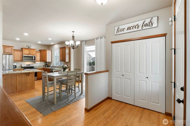 1002 Ross Avenue NW, Orting, WA 98360