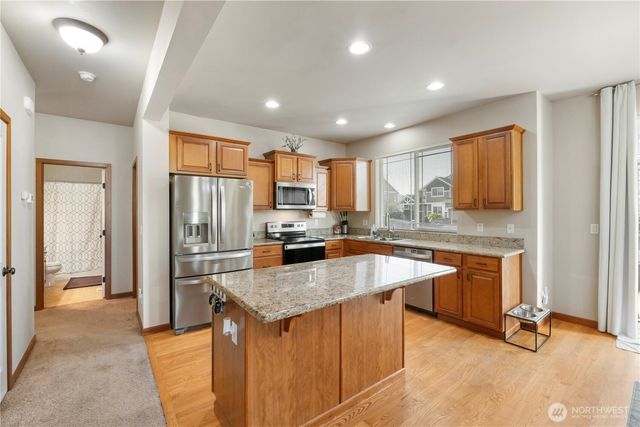 1002 Ross Avenue NW, Orting, WA 98360