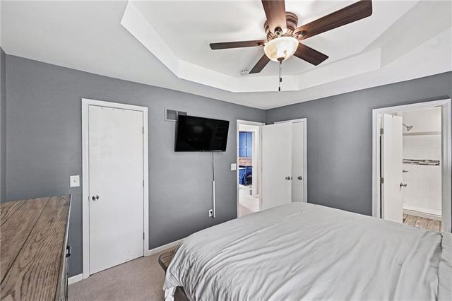 1752 Ray Street, Liberty, MO 64068