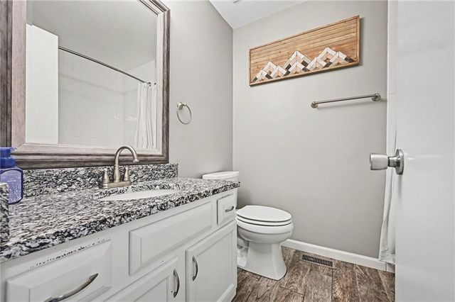 1752 Ray Street, Liberty, MO 64068