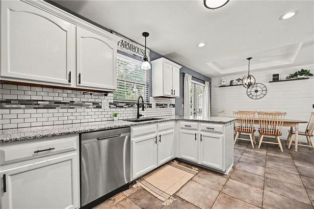 1752 Ray Street, Liberty, MO 64068