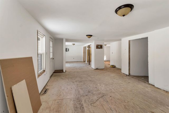 57 Pinkham Road, Middleton, NH 03887