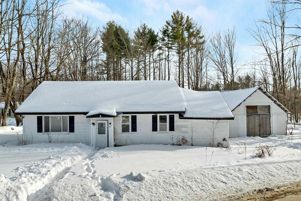 57 Pinkham Road, Middleton, NH 03887