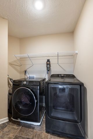 1431 Halverson Dr, Murfreesboro, TN 37128
