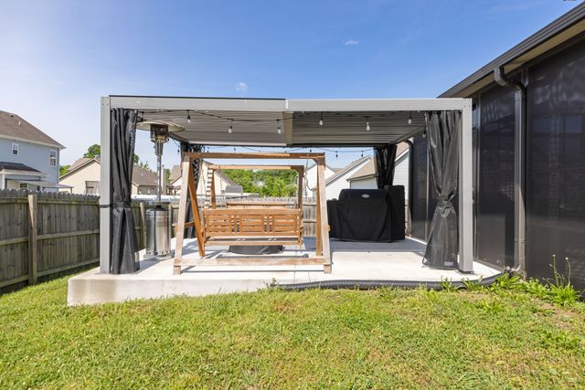 1431 Halverson Dr, Murfreesboro, TN 37128