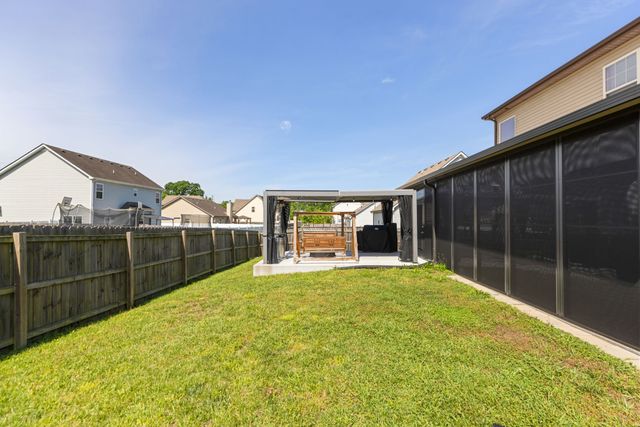 1431 Halverson Dr, Murfreesboro, TN 37128
