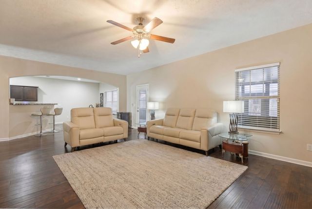 1431 Halverson Dr, Murfreesboro, TN 37128