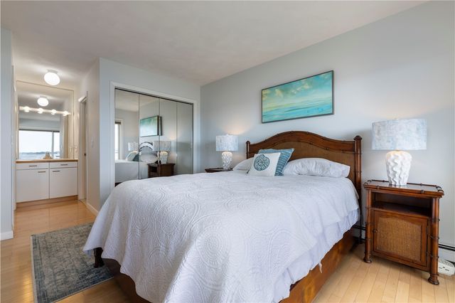 73 Conanicus Avenue 4, Jamestown, RI 02835