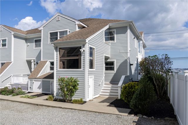 73 Conanicus Avenue 4, Jamestown, RI 02835