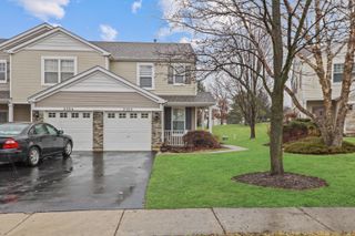 2332 Flagstone Lane, Carpentersville, IL 60110
