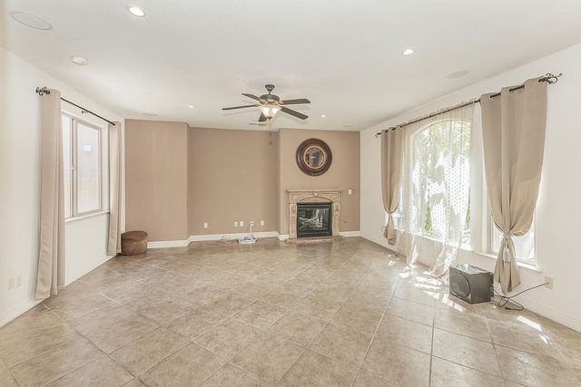 11345 N Via Montessori Drive, Fresno, CA 93730