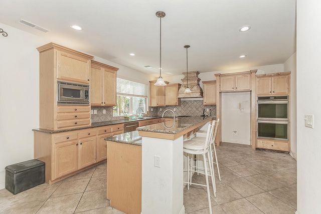 11345 N Via Montessori Drive, Fresno, CA 93730