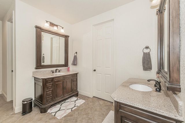11345 N Via Montessori Drive, Fresno, CA 93730