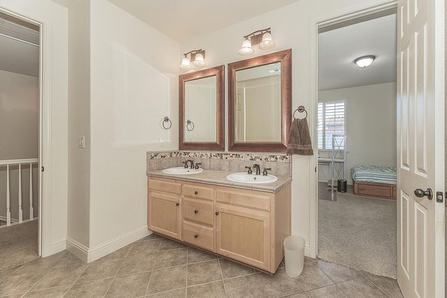 11345 N Via Montessori Drive, Fresno, CA 93730
