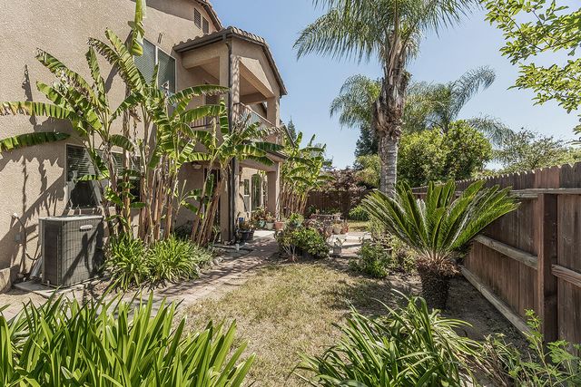 11345 N Via Montessori Drive, Fresno, CA 93730