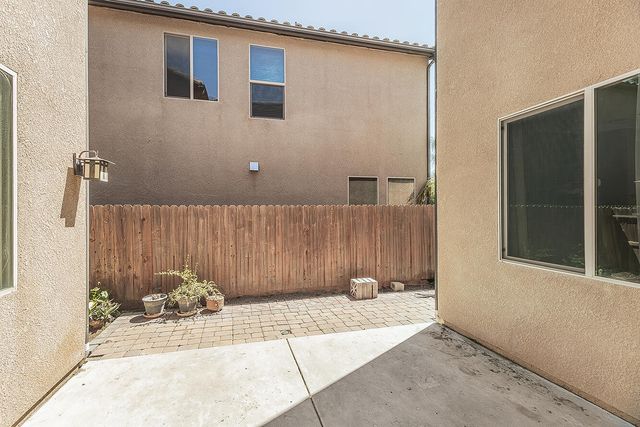 11345 N Via Montessori Drive, Fresno, CA 93730