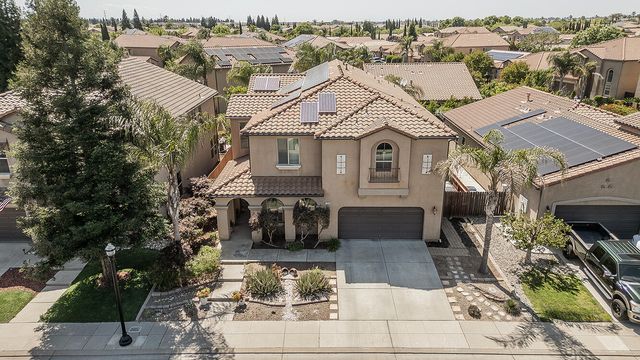 11345 N Via Montessori Drive, Fresno, CA 93730